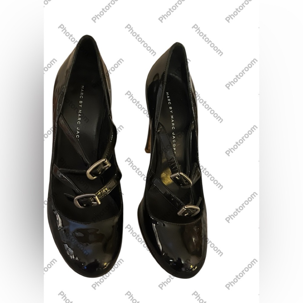 Marc by Marc Jacobs Black Patent Leather Buckle Heels